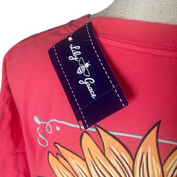 Lily Grace Sunflower & Crescent Moon Coral T-Shirt front chest pocket Nee L & XL - Picture 8 of 15